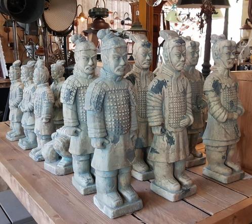 Aziatische Chinese terracotta krijgers en beelden, Tuin en Terras, Tuinbeelden, Zo goed als nieuw, Mensenbeeld, Steen, Ophalen of Verzenden