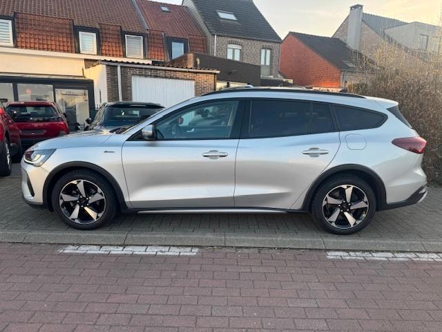 Ford Focus Clipper Active X 1.5d break NIEUW model BTWincl., Autos, Ford, Entreprise, Achat, Focus, Caméra 360°, ABS, Caméra de recul
