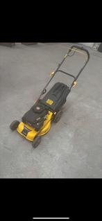 Tondeuse  avec l’autotracté, Jardin & Terrasse, Tondeuses à gazon, Enlèvement, Comme neuf, Tondeuses à gazon à essence, Bac de ramassage