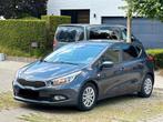 Kia Cee’d 1.6 Diesel Airco Sedan, Auto's, Kia, Voorwielaandrijving, Euro 5, Stof, Zwart