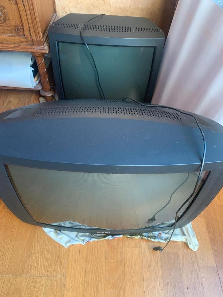 TE REPAREREN * TWEE PHILIPS-TELEVISIES OM TE DONEREN, Audio, Tv en Foto, Televisies, Niet werkend, Philips, Ophalen