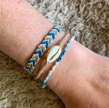 Handgemaakte strand armbanden set 3 delig beschikbaar voor biedingen