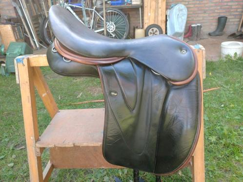 Wow Zadel te koop, Dieren en Toebehoren, Paarden en Pony's | Zadels, Gebruikt, Dressuur, Ophalen