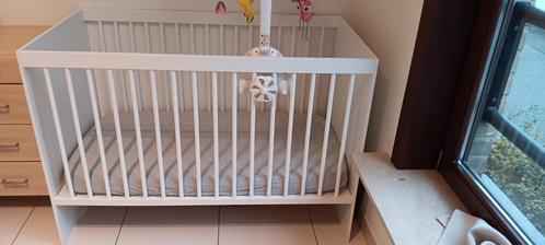 Babybed + matras + alle toebehoren, Kinderen en Baby's, Babywiegjes en Ledikanten, Zo goed als nieuw, Ophalen