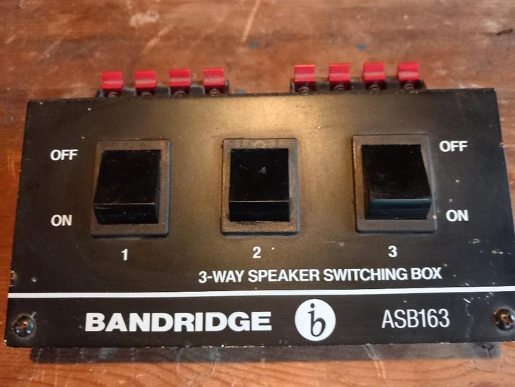 Speaker selector 10 euro, TV, Hi-fi & Vidéo, Appareils professionnels, Enlèvement ou Envoi