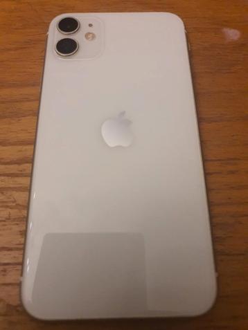 iPhone 11 64 GB Wit met gebruikerssporen beschikbaar voor biedingen