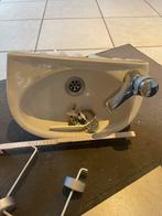 Gratis lavabo met kraan en spigel, Huis en Inrichting, Ophalen, Gebruikt