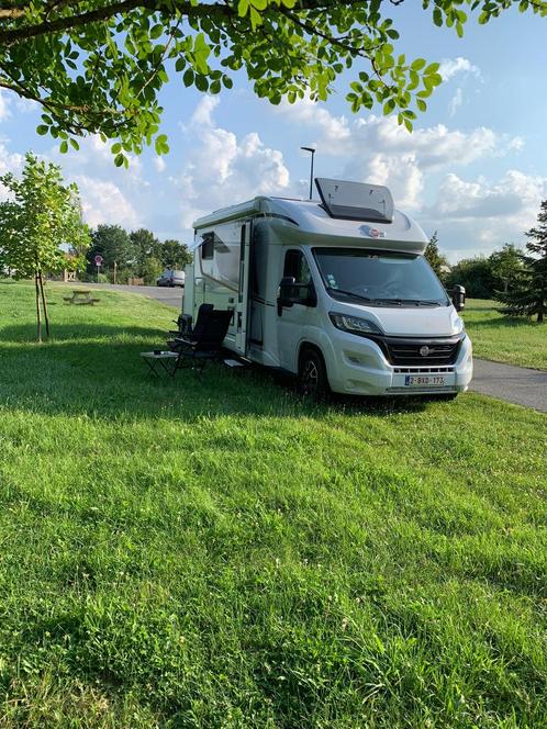 Bürstner Lyseo Privilége TD 690, Caravanes & Camping, Camping-cars, Particulier, Semi-intégral, jusqu'à 4, Bürstner, Diesel, Enlèvement