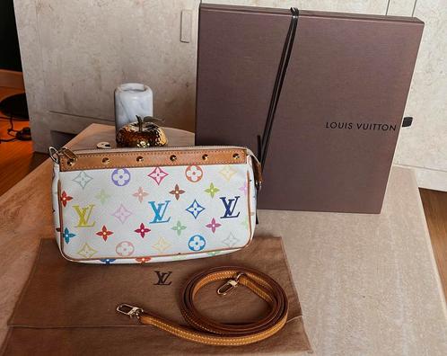 Accessoire de pochette Louis Vuitton x Takashi Murakami, Bijoux, Sacs & Beauté, Sacs | Sacs Femme, Enlèvement ou Envoi