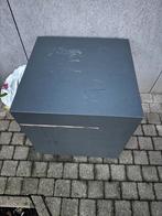 Vierkante tafeltje, Ophalen, Zo goed als nieuw