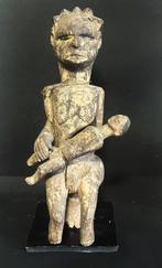 Dogon-moederschapsbeeldje, Mali, Verzenden