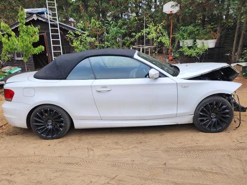 ❤️❤️❤️  BMW 118D CABRIO MET SCHADE, Auto's, BMW, Particulier, 1 Reeks, Diesel, Euro 5, Cabriolet, 3 deurs, Handgeschakeld, Wit
