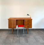 Vintage houten bureau, Gebruikt, Ophalen, Bureau