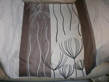 Chute de tissu beige/brun/noir 150 X 175 cm beschikbaar voor biedingen