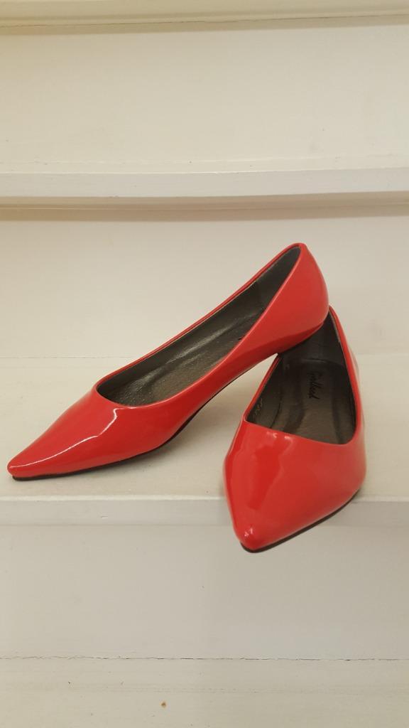 NIEUW artikel : Rode lak ballerina's - M 37, Kleding | Dames, Schoenen, Zo goed als nieuw, Ballerina's, Rood, Ophalen of Verzenden