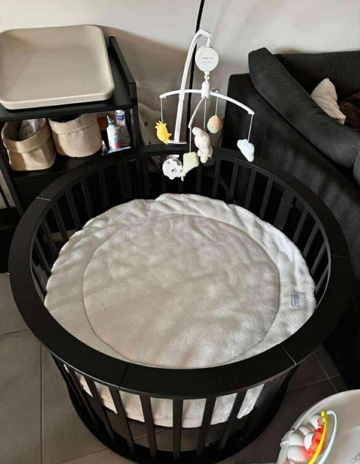 Babybox (park), Kinderen en Baby's, Babyparken, Zo goed als nieuw, Rond, In hoogte verstelbaar, Boxkleed, Wieltjes, Ophalen