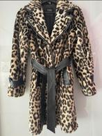 Stoffen panterprintjas Guess, Ophalen of Verzenden, Jasje, Maat 36 (S), Gedragen
