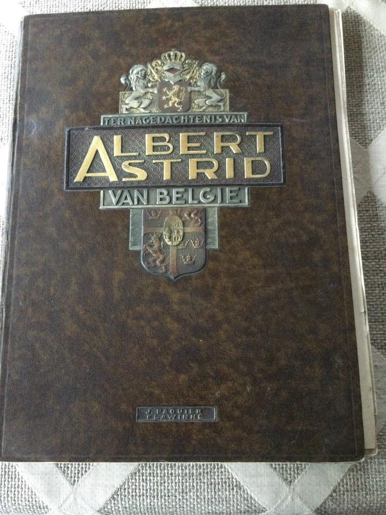 À la mémoire d'Albert et Astrid de Belgique, Collections, Enlèvement ou Envoi, Utilisé, Magazine ou livre