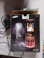 Samsung schuiftelefoon SGH-J700 roze, Télécoms, Comme neuf, Rose, Clavier physique, Enlèvement ou Envoi