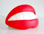 Wandlamp Ikea - Vintage red lips/mouth lamp from Ikea, Huis en Inrichting, Ophalen of Verzenden, Zo goed als nieuw, Metaal