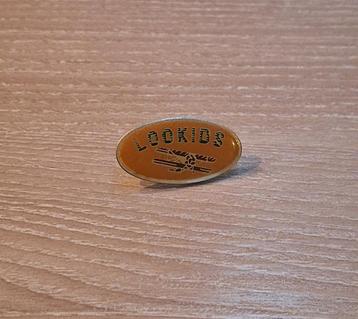 PIN - LOOKIDS - VLIEGTUIG - AVION beschikbaar voor biedingen