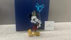 Swarovski Disney Mickey Mouse Celebration Gekleurde versie, Enlèvement ou Envoi, Neuf, Figurine