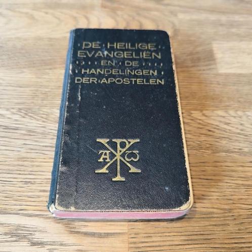 De heilige evangeliën en de handelingen der apostelen, Boeken, Godsdienst en Theologie, Ophalen of Verzenden