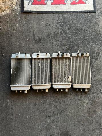 4 derbi radiatoren tekoop bieden! beschikbaar voor biedingen