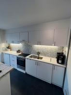 Cuisine à vendre avec appareils électroménagers., Maison & Meubles, Cuisine | Cuisines complètes, Brillant ou Laqué, Enlèvement