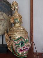 Thai Khon masker, Ophalen