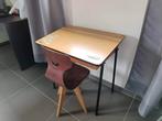 Bureau + stoel (voor kinderen), Ophalen, Bureau