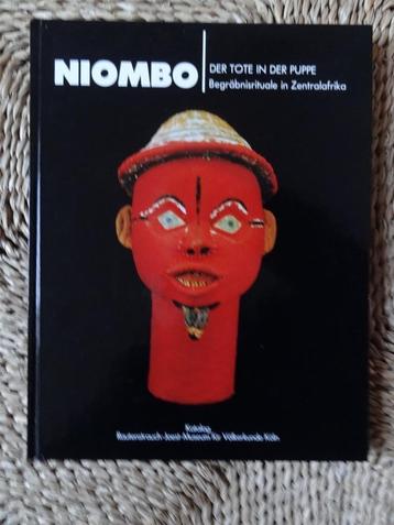 NIOMBO, der Tote in der Puppe, boek museum Köln beschikbaar voor biedingen