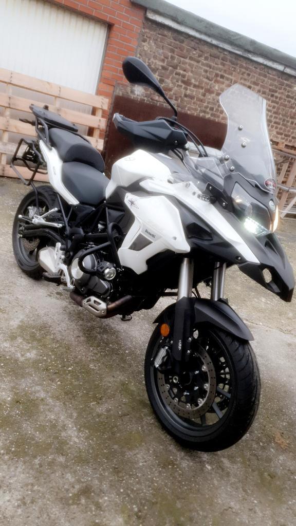 Benelli trk 502 2018  a vendre, Motos, Motoren | Benelli, Particulier, Tourisme, 12 à 35 kW, 2 cylindres, Permis Moto A2 minimum