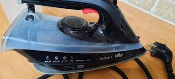 Strijkijzer brAun, Elektronische apparatuur, Strijkijzers en Strijkplanken, Ophalen, Gebruikt, Strijkijzer met snoer