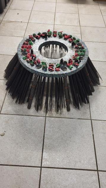 losse combi onkruidborstel beschikbaar voor biedingen