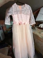 Robe de princesse, Enlèvement, Comme neuf, 134 à 140, Fille