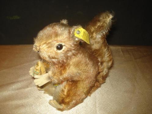 STEIFF Ancien Ecureuil Perri 15 x 14 Ans 60-70 Très Bon Etat, Verzamelen, Beren en Cherished Teddies, Zo goed als nieuw, Overige typen