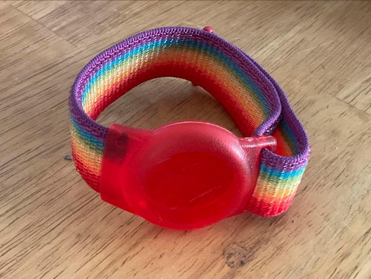 Airtag tracking armband voor kinderen, Handtassen en Accessoires, Kindersieraden, Zo goed als nieuw, Armband, Ophalen of Verzenden