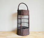Mooi donker vintage rotan wijnrek/mand!, Ophalen of Verzenden, Zo goed als nieuw