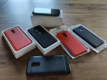 Oneplus 7 met screenprotector en hoesjes beschikbaar voor biedingen