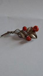 Oude zilveren broche uit 0800., Handtassen en Accessoires, Broches, Ophalen of Verzenden, Zo goed als nieuw, Zilver, Zilver