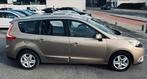 RENAULT GRAND SCENIC 1.2 TCe 7 PLACES ESSENCE 2016, Auto's, Voorwielaandrijving, 4 cilinders, Bedrijf, Handgeschakeld