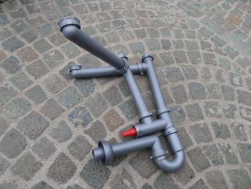 Syfon(dubbele) voor keukenafvoer(is nog nieuw) beschikbaar voor biedingen