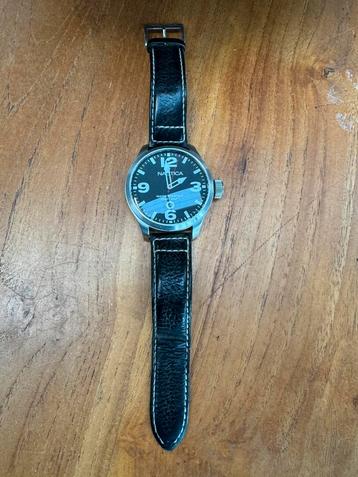 Nautica horloge beschikbaar voor biedingen