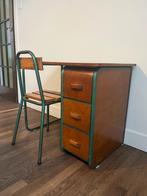 Bureau met stoel voor kind, Huis en Inrichting, Ophalen, Gebruikt, Bureau