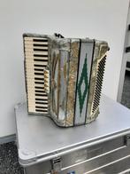 Accordiola accordeon in topstaat, Muziek en Instrumenten, Accordeons, Ophalen, Gebruikt, Met riemen, Toetsaccordeon
