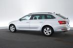 (2CNN288) SKODA SUPERB COMBI, Autos, Skoda, Argent ou Gris, Achat, Entreprise, Carnet d'entretien