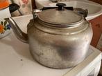2 waterketels, Huis en Inrichting, Keuken | Potten en Pannen, Ophalen of Verzenden
