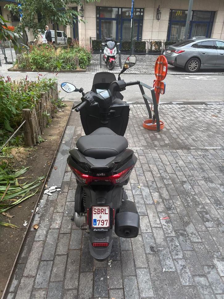 Scooter Aprilia SXR sport 50cc, Motoren, Motoren | Aprilia, Particulier, Scooter, 4 cilinders, Ophalen