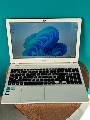 Krachtige Acer gaming laptop, i7-16ram-256ssd-GeForce 820M beschikbaar voor biedingen